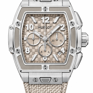 silver-chronograph-luxury-watch-mesh-strap
