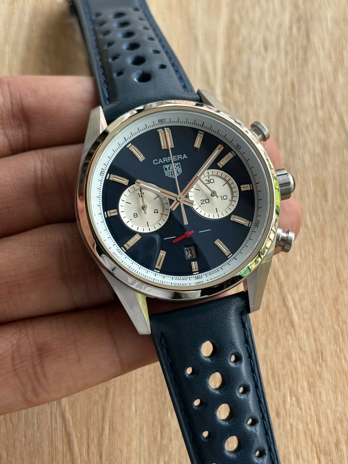 TAG Heuer Carrera Blue Dial Chronograph Luxury Watch - Image 3