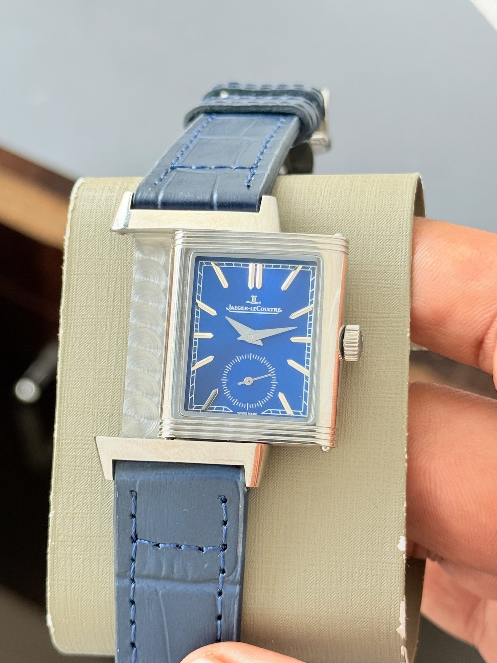 Jaeger-LeCoultre Reverso Blue Dial Luxury Watch – Silver Case & Blue Leather Strap - Image 2