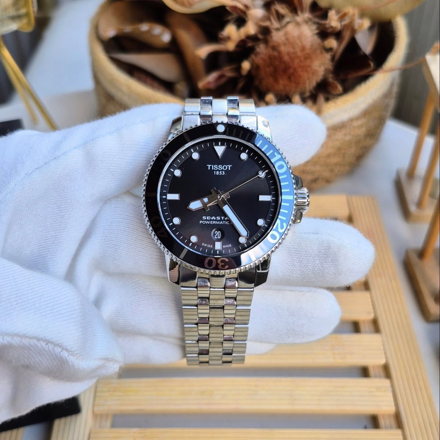 Tissot Seastar Black Dial Blue Bezel Stainless Steel Watch - Image 3